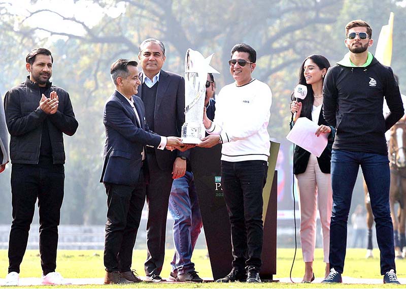 Chairman PCB, Mohsin Naqvi, franchise owners, HBL representatives and star cricketers unveil the HBL PSL 9 trophy at Race Course Park