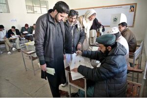 A large number of women standing in queue to cast their vote in the polling station during General Election-2024