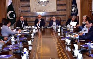 Imran Bawani, GM/CEO CMA, CGM Pakistan addressing to exporters at Chamber of commerce