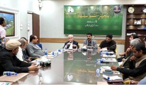 Former President Supreme Court Bar Association Yasin Azad Advocate addressing the seminar in connection with Kashmir Solidarity Day organized by Press Club