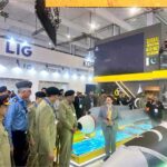 Chairman Joint Chiefs of Staff Committee (Chairman JCSC) General Sahir Shamshad Mirza, while on official visit to KSA, in connection with 2nd World Defence Show called on His Royal Highness Prince Khalid Bin Salman Bin Abdulaziz Al-Saud, Minister of Defence, KSA and discussed strategic / security issues and opportunities to enhance defence cooperation between the two brotherly countries