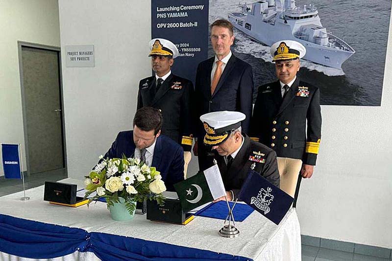 Vice Chief of The Naval Staff Vice Admiral Ovais Ahmed Bilgrami in a group Photo with officials of Pakistan and M/s DAMEN Shipyard during Launching ceremony of Offshore Patrol Vessel PNS YAMAMA at M/s DAMEN Shipyard Galati