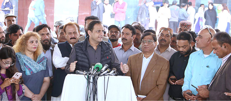 Mayor Karachi Barrister Murtaza Wahab talking to media during his visit to under-construction Nursing School building at Karachi Institute of Heart Disease (KIHD)