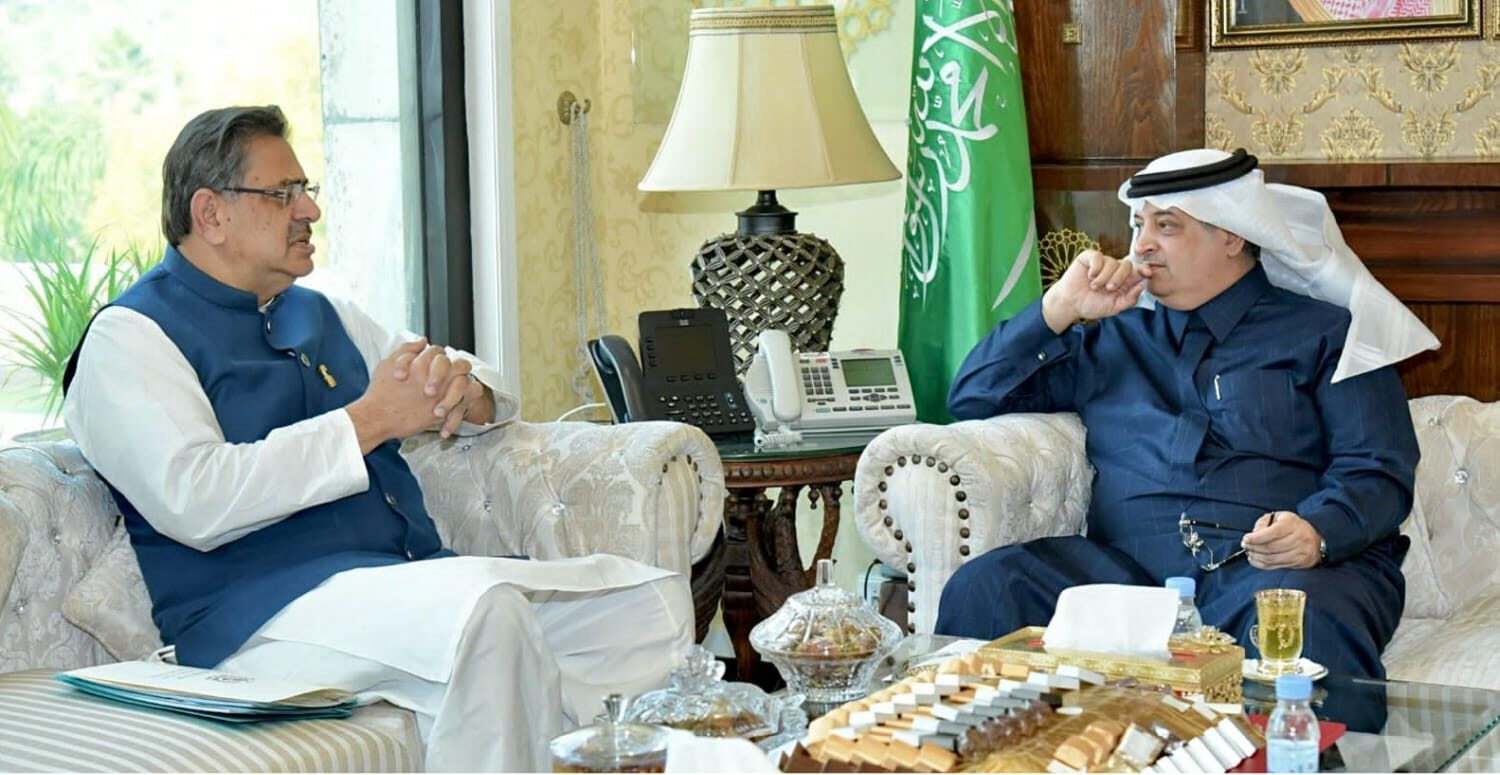 Aneeq acknowledges Saudi ambassador's role in pilgrim services