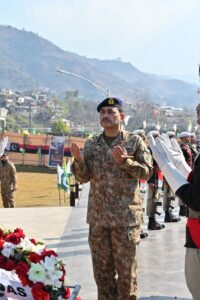 PM, COAS visit Muzaffarabad Monument, pay tribute to sacrifices of martyrs