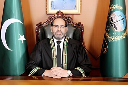 CJ Balochistan High Court Justice Naeem Akhtar Afghan casts vote at Boy Scout Headquarters