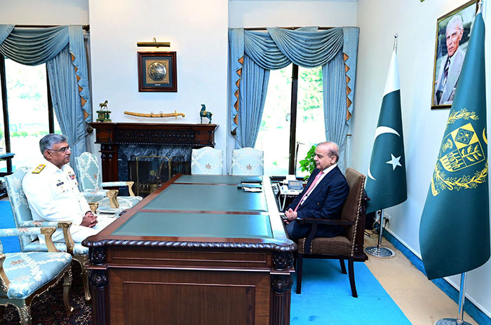 Chief of Naval Staff Admiral Naveed Ashraf called on Prime Minister Muhammad Shehbaz Sharif.