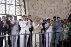 Federal Minister for Commerce Jam Kamal Khan offering Fateha at the Mausoleum of Father of the Nation Quaid-e-Azam Mohammed Ali Jinnah.
