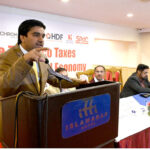 Program Manager SPARC, Dr. Khalil Ahmad Dogar addressing a Media Brief on "More Tobacco Taxes, Stronger National Economy".