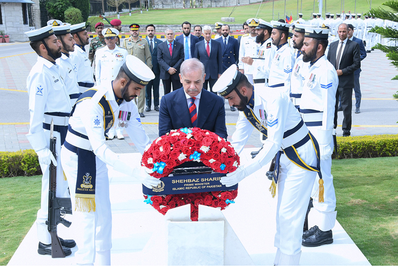 Prime Minister of Pakistan, Mr Muhammad Shehbaz Sharif laying floral wreath at Shuhada Monument at Naval Headquarters