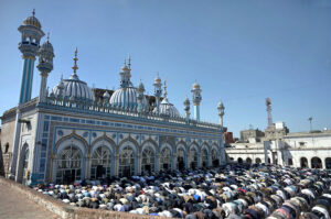 A large number of people attending Congregation Prayer (Friday Prayer) at Markazi Jamia Masjid in the holy fasting month of Ramzan.
