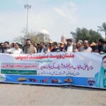 Deputy Commissioner Captain (R) Rizwan Qadeer leading awareness walk about ‘Clean Punjab Campaign’ organized by the Waste Management Company.
