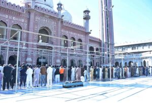 A large number of people offering seconnd Namaz-e-Jumma at Jhang Bazaar Masjid during Holy Fasting Month of Ramzanul Mubarak.