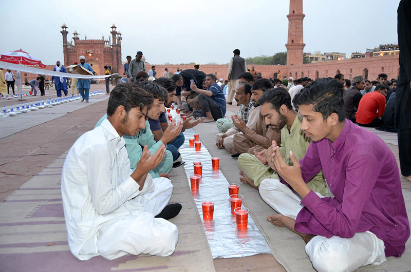 A large number of people offers Dua before break their fast during the holy month of Ramadan at the Badshabad Shahi Mosque