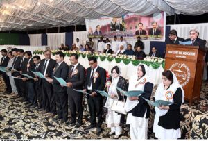 Chief Justice of Sindh High Court Mr. Justice Aqeel Ahmed Abbasi administering the oath to newly elected office bearers of High Court Bar Association on late last night. 