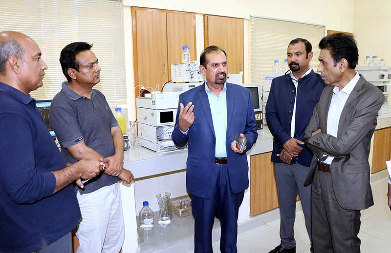 Federal Minister for Science and Technology Dr. Khalid Maqbool Siddiqui visits PCSIR Laboratories Complex