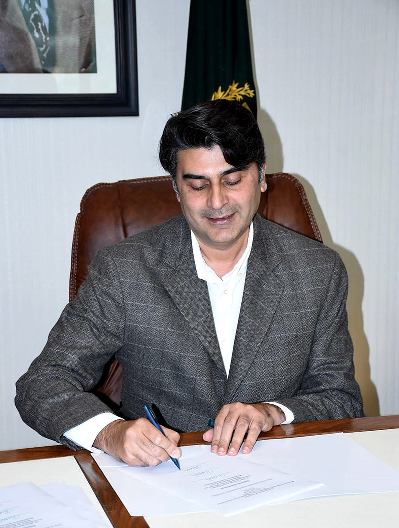 Coordinator to Prime Minister on National Health Services, Regulations and Coordination, Dr. Malik Mukhtar Ahmed Bharath, is assuming charge.