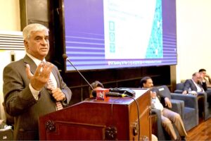 Defense Analyst column writer Brig (R) Ghazanfar Ali addressing in the seminar on the challenges & opportunities for media education at University of Sargodha.