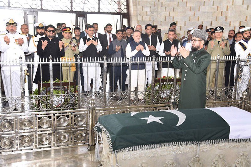 Sindh Governor Kamran Khan Tessori offers Fateha at the mausoleum of Quaid -e-Azam Muhammad Ali Jinnah on the occasion of Pakistan Day celebrations