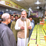 Federal Minister for Commerce, Jam Kamal Khan visiting utility store at West Point Tower