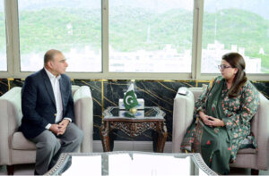 Chief Regulatory Officer Zong Kamran Ali calls on Minister of State for IT and Telecommunication Shaza Fatima Khawaja