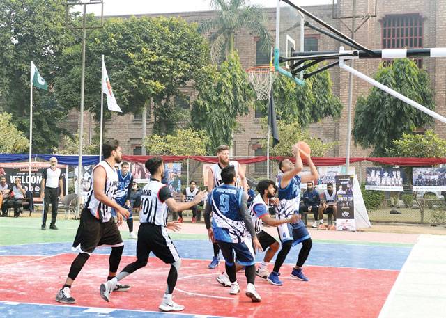 Basketball championship from 21st
