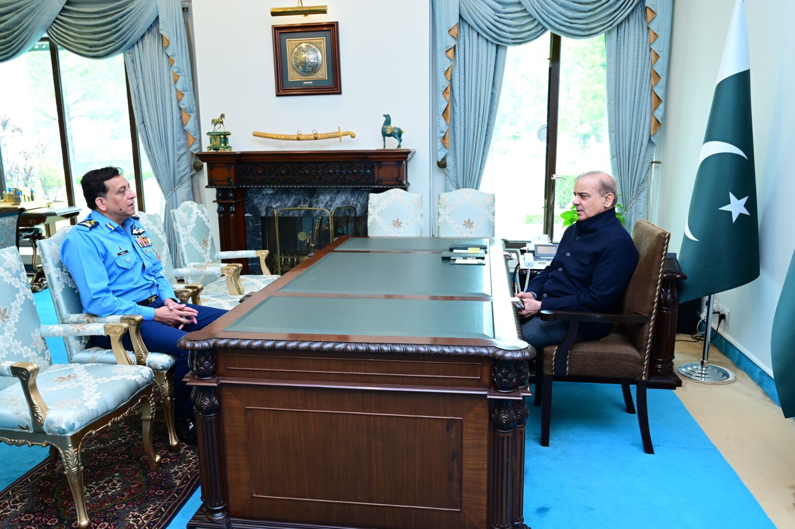 Air Chief calls on Prime Minister