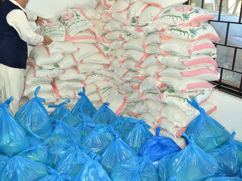 70pc Rashan bags distribution target achieved: DC