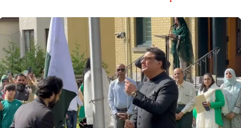 Flag-hoisting ceremonies held in Pakistan's Canada high commission, consulates