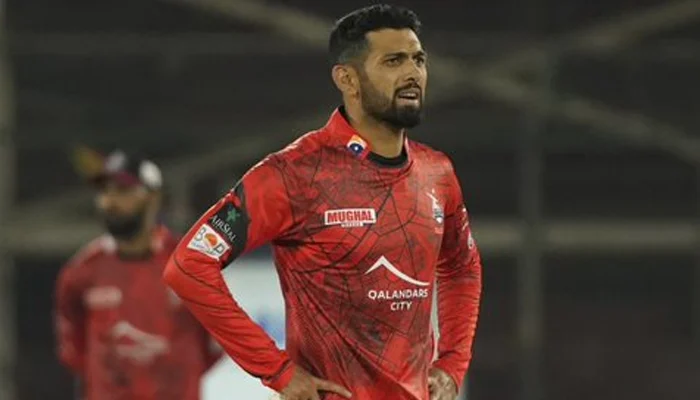 Lahore Qalandar's Sikandar Raza fined for violation of code of conduct