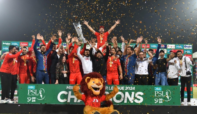 Islamabad United clinches HBL PSL 9 title