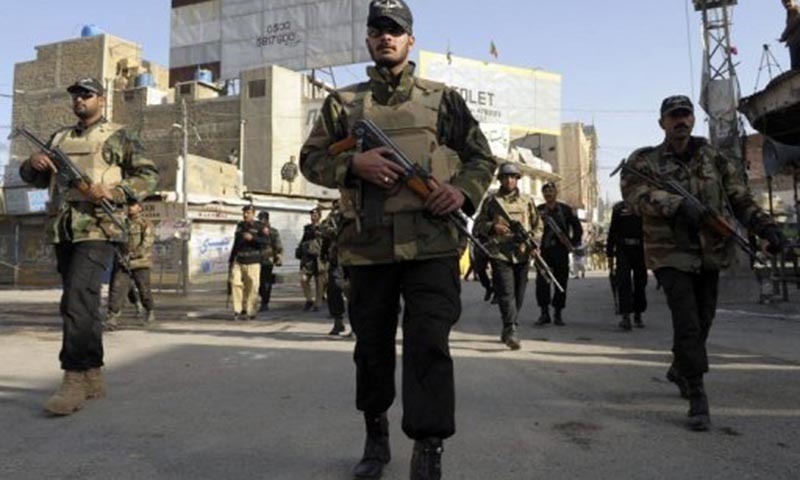 Dera police, Pakistan army conduct joint operation