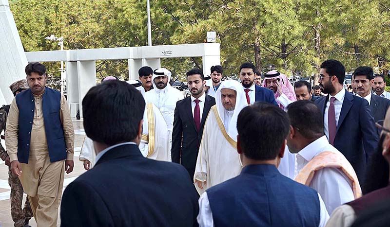 Secretary General of the Muslim World League (MWL) Dr. Mohammad bin Abdulkarim Al-Issa arrives at Faisal Masjid for offering Eidul-Fitr