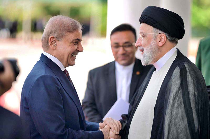 Prime Minister Muhammad Shehbaz Sharif receives the President of Iran H.E. Dr. Syed Ebrahim Raisi at the Prime Minister House.