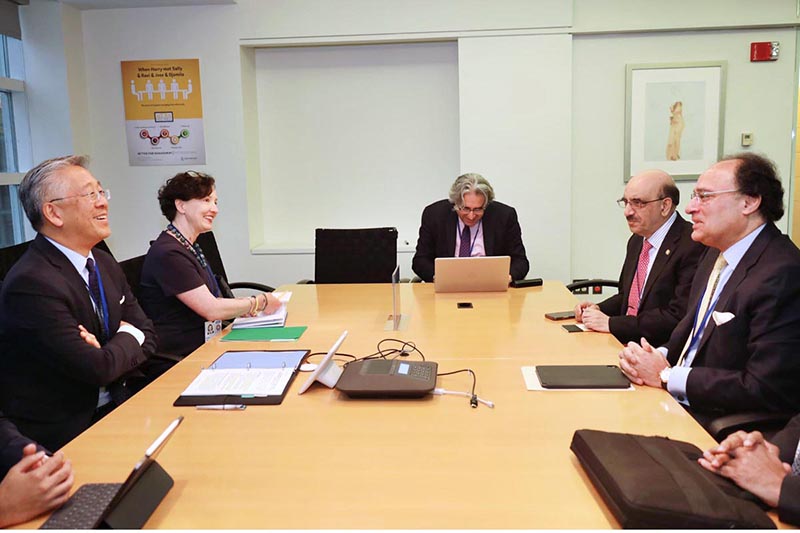 Federal Minister for Finance and Revenue, Muhammad Aurangzeb interacted with representatives of Deutsche Bank