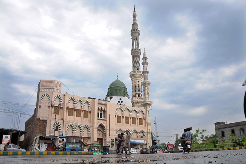 An attractive view of the Jamia Masjid at Dera Adda after rain in the city