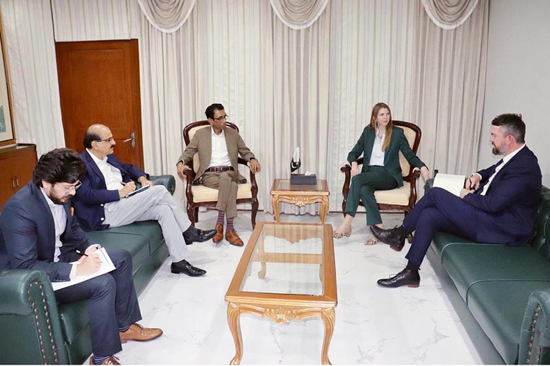 Ms. Jane Marriott, British High Commissioner to Pakistan called on the Minister for Federal Education and Professional Training Dr. Khalid Maqbool Siddiqui in his office. The meeting was attended by Secretary Education Mohyuddin Wani and the Country Director British Council James Hampson