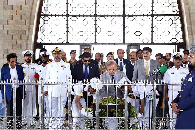 Prime Minister Muhammad Shehbaz Sharif lays down a floral wreath at the Mausoleum of Quaid-e-Azam Muhammad Ali Jinnah during his visit to Karachi.