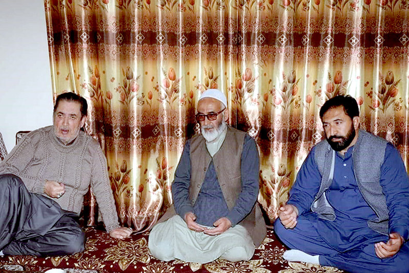 Governor Gilgit-Baltistan Syed Mehdi Shah offering Fatiha to the Late brother of Religious Scholar Syed Baqir Hussain.
