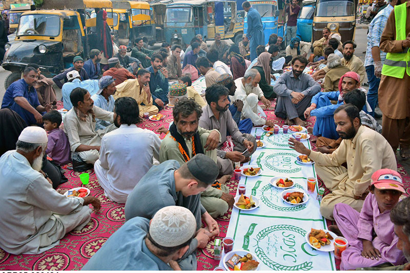 People break their fast on iftar during holy fasting month of Ramadan at Hyder Chowk.