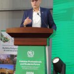 Ambassador of Pakistan to China H.E. Mr. Khalil Hashmi speaking at the Pakistan Professionals and Students Forum hosted by Pakistan Embassy