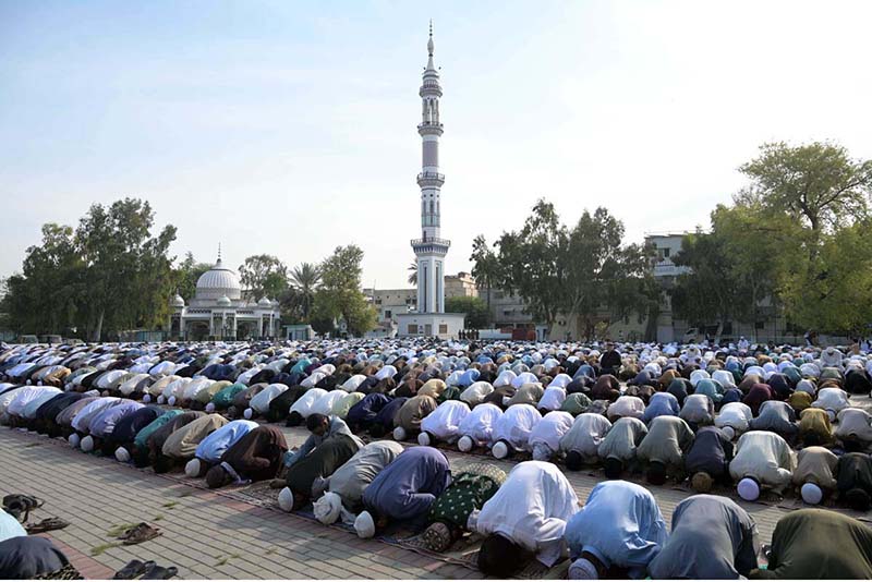 A large number of faithful offering Eidul Fitr prayer at Eidgah Sharif A large number of faithful offering Eidul Fitr prayer at Eidgah Sharif