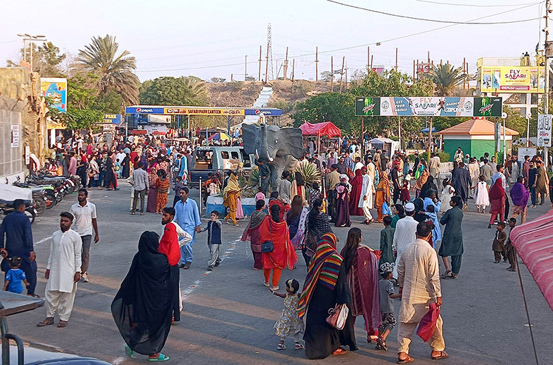 A large number of people visiting Safari Park on the second day of Eidul Fitr