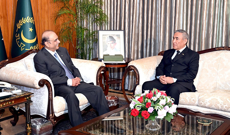The Ambassador of Turkmenistan to Pakistan, Mr Atadjan Movlamov, calls on President Asif Ali Zardari, at Aiwan-e-Sadr