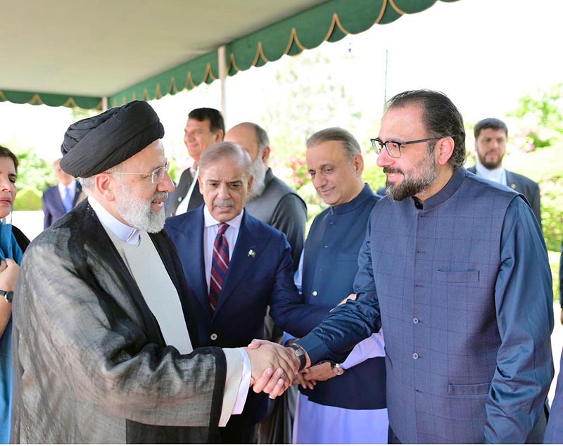 Federal Minister for Overseas Pakistanis and Human Resources Development Chaudhry Salik Hussain shaking hand with his counterpart after signing MOU between the Ministry of Cooperatives, Labour and Social Welfare of Iran and the Ministry of Overseas Pakistanis and Human Resource Development of Pakistan.