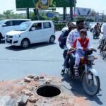 An open main hole of sewerage at koh-e-noor chowk which needs the attention of the concerned authority