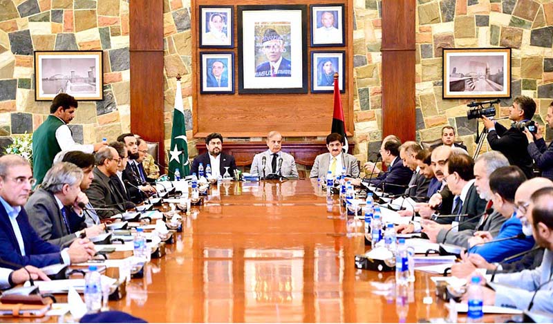 Prime Minister Muhammad Shehbaz Sharif chairs a meeting of the Karachi Chamber of Commerce in CM House