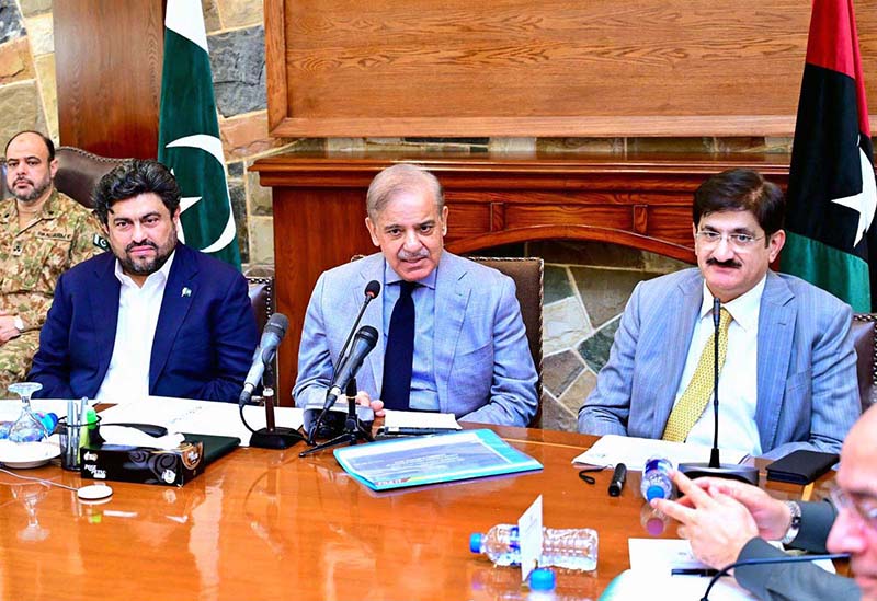 Prime Minister Muhammad Shehbaz Sharif chairs a meeting of the Karachi Chamber of Commerce in CM House