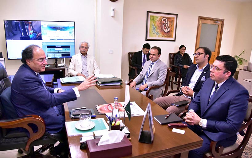 Federal Minister for Finance & Revenue, Senator Muhammad Aurangzeb, in a meeting with Mr. Syed Ali Mahmood, Country Lead for Pakistan at the Bill and Melinda Gates Foundation (BMGF), and Mr. Waqas ul Hassan, CEO of Karandaaz.