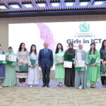 Prime Minister Muhammad Shehbaz Sharif in a group photo with the high achiever women and girls in the field of IT